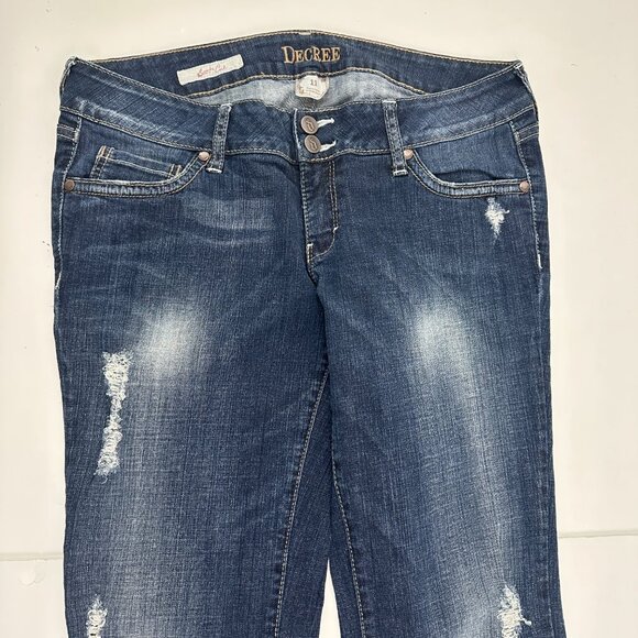 Decree Bootcut Distressed Women's size 11 Dark Wash Blue Denim Jeans - Picture 2 of 5